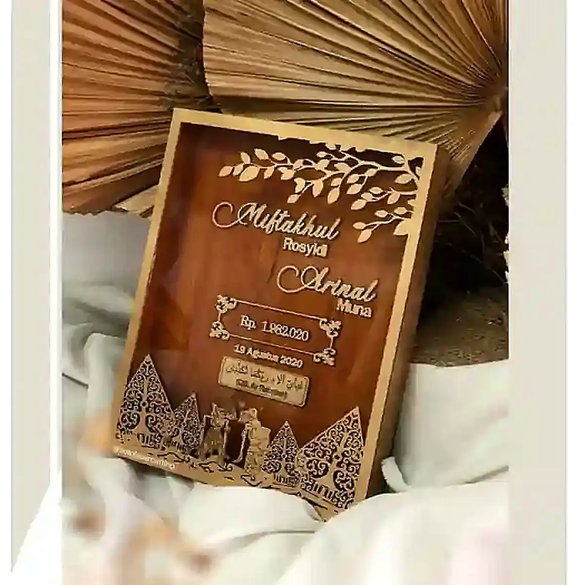 Produk undangan atau kemasan dari plywood